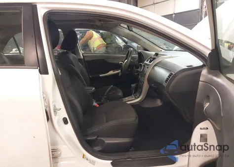 2013 Toyota Corolla S z USA, uszkodzony, nr VIN 2T1BU4EE3DC011062